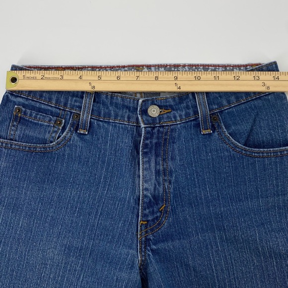 Levis 550 Relaxed Fit Denim Shorts Womens 6 Medium Wash Mid Rise - Picture 8 of 8